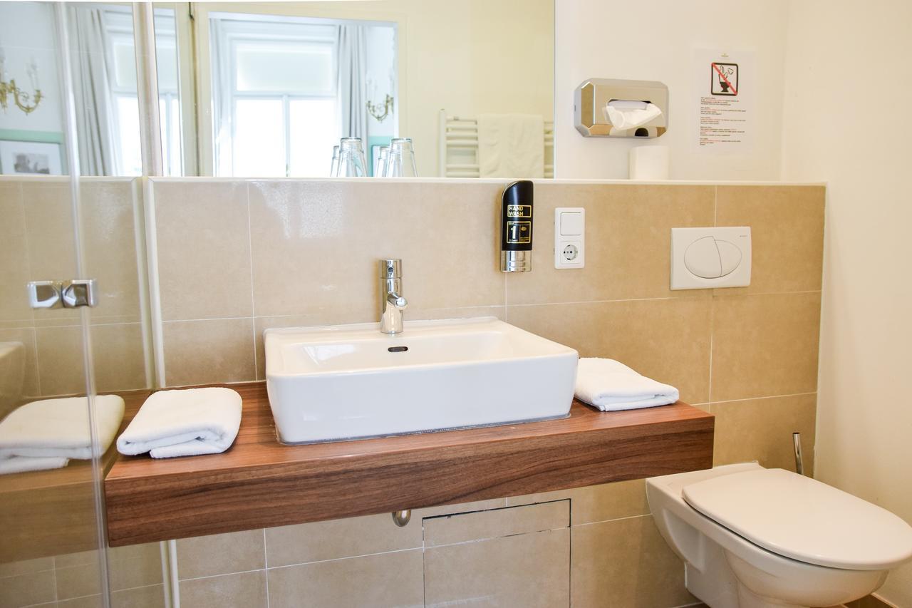 Standard Double Room with Private Bathroom,633351225:JPEG