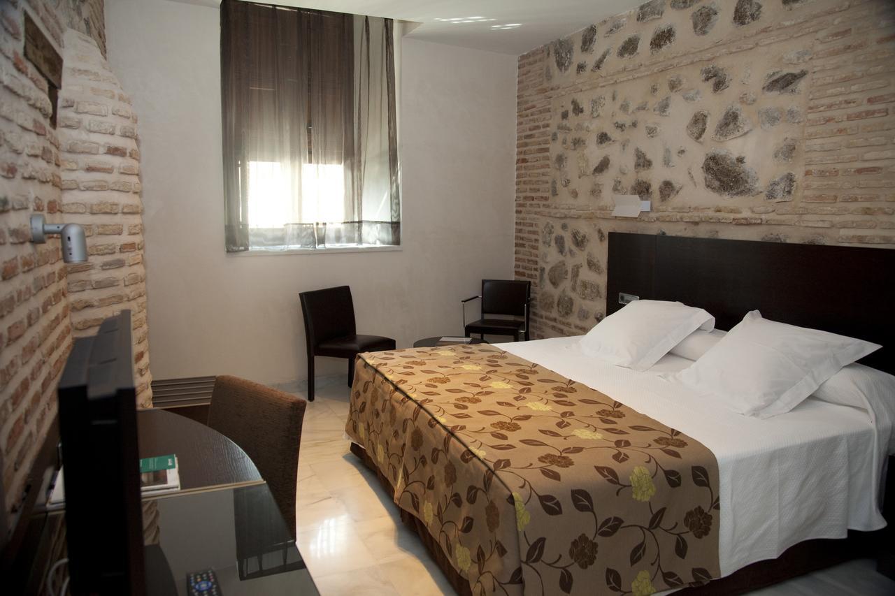 Deluxe Room,1425527764:JPEG