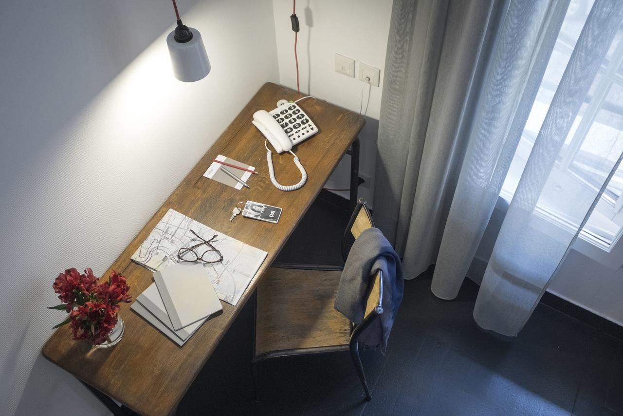 Double Room Graduate,653051685:JPEG