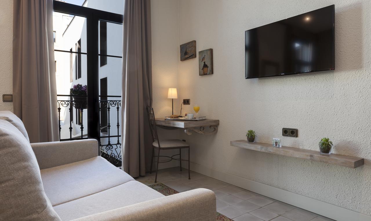 Triple Room,815629178:JPEG