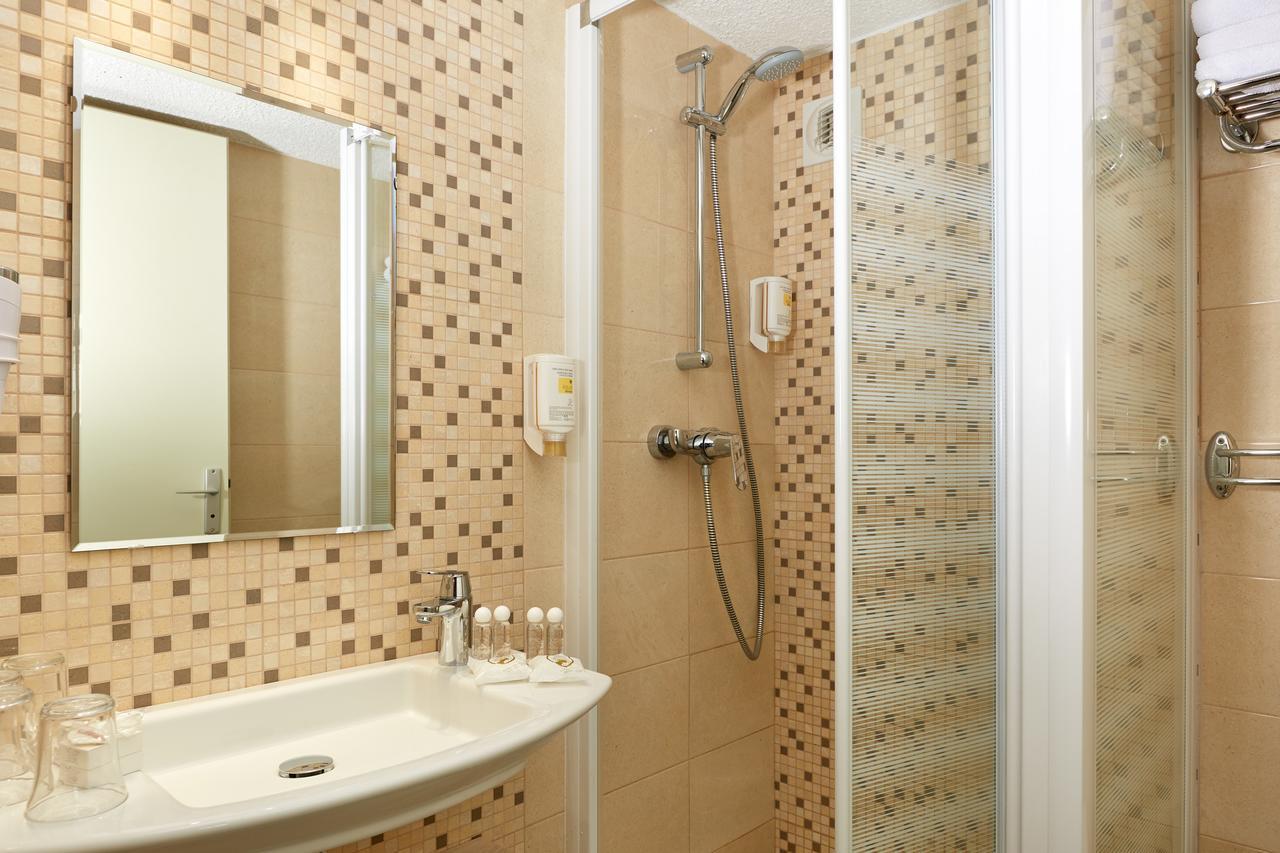 Chambre Quadruple Confort