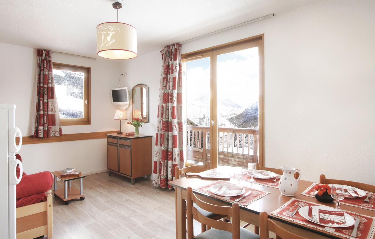 2-Room Apartment for 4 People,644975865:JPEG