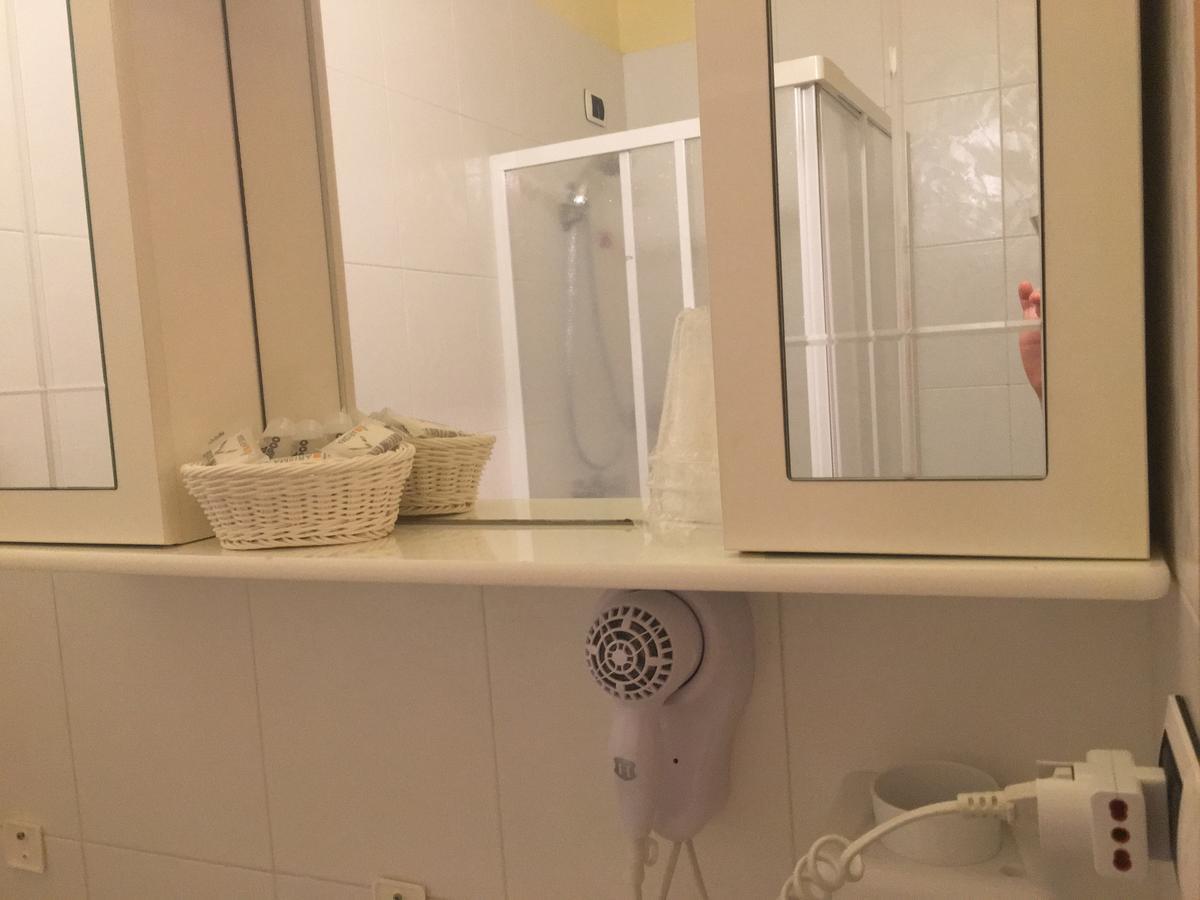 Superior Triple Room,645959628:JPEG