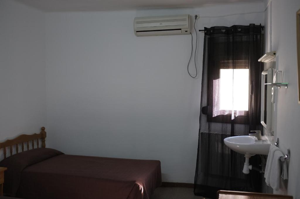 Chambre Simple avec Salle de Bains Commune