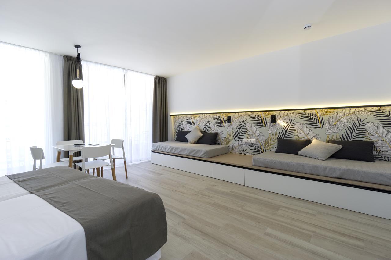 Superior Family Room