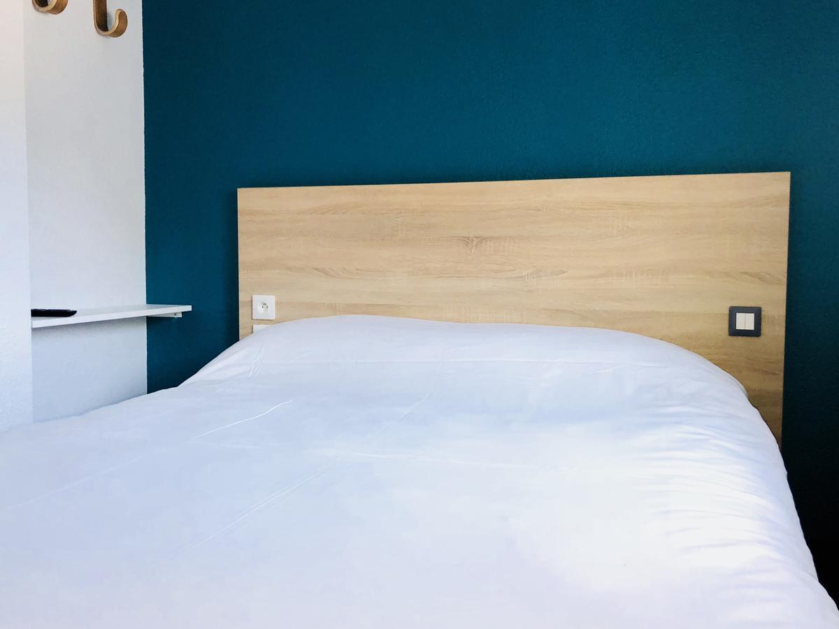 Cabrio Room with Private Bathroom,666417258:JPEG