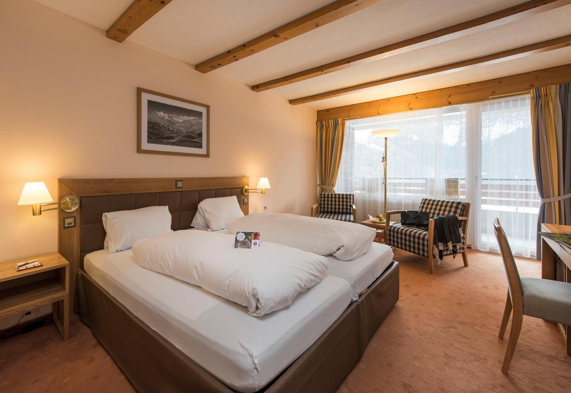 Double Room with Eiger Mountain View,1588053723:JPEG