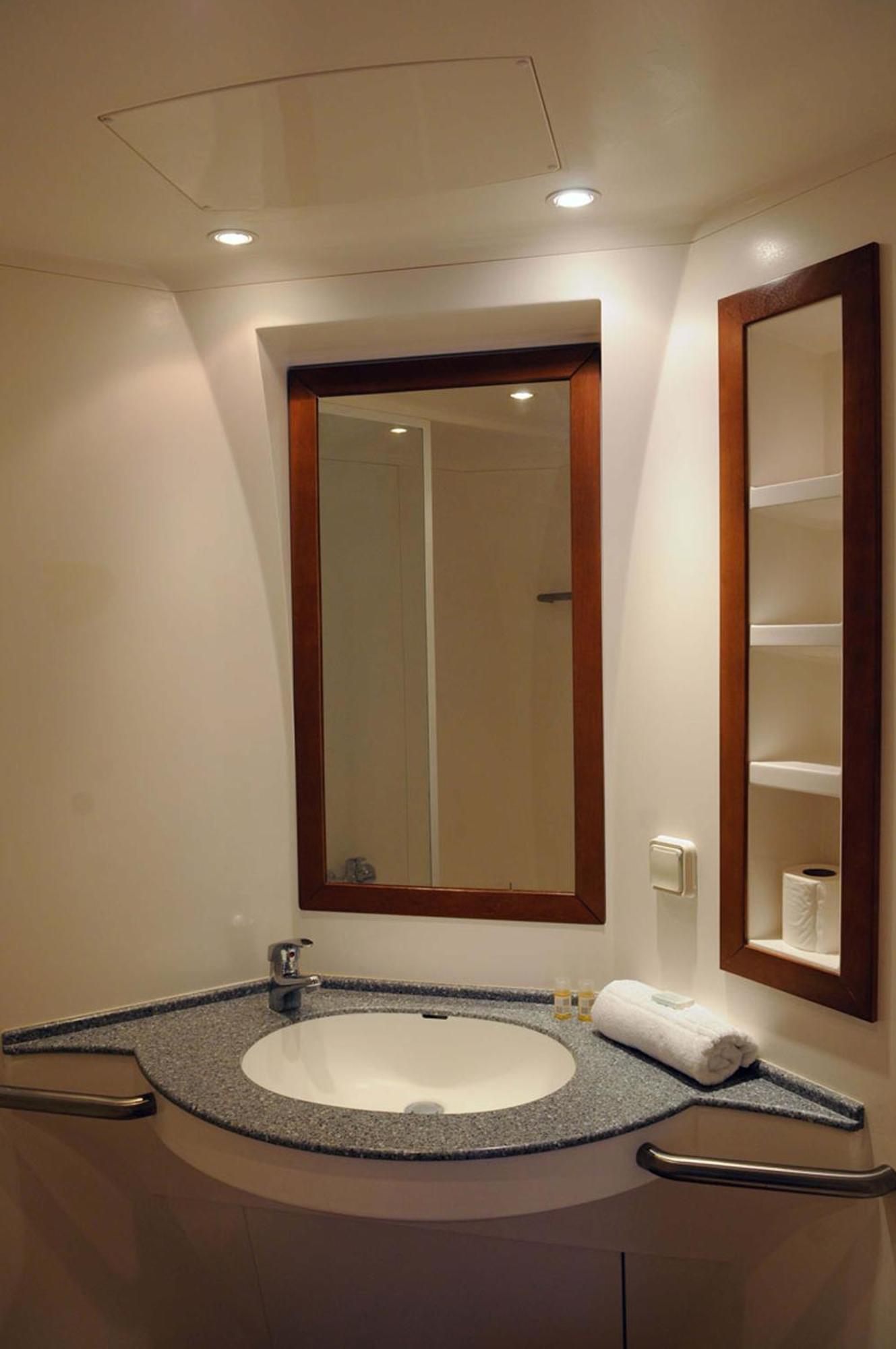One-Bedroom Apartment (4 Adults),688889124:JPEG