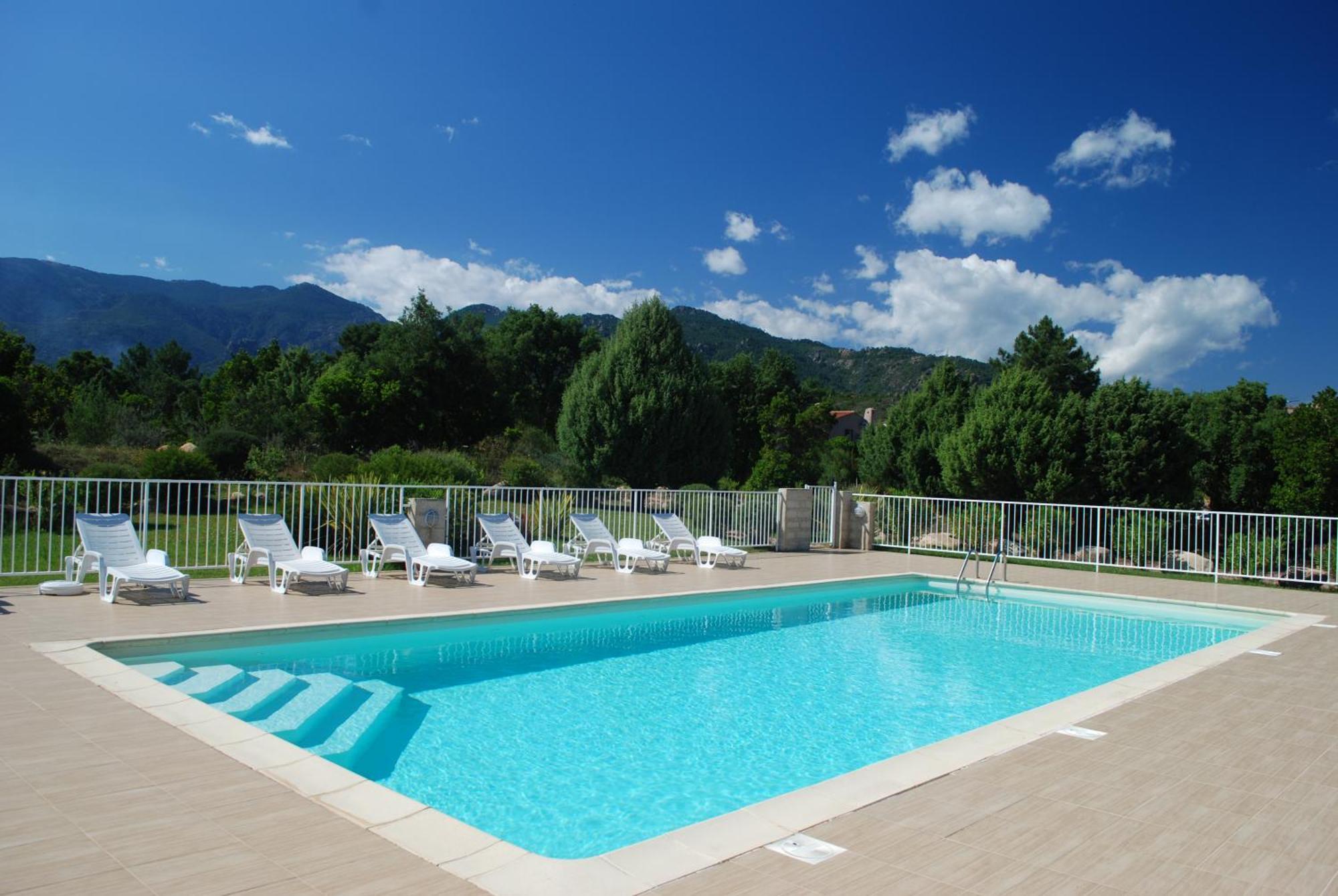 Three-Bedroom Holiday Home,691074594:JPEG
