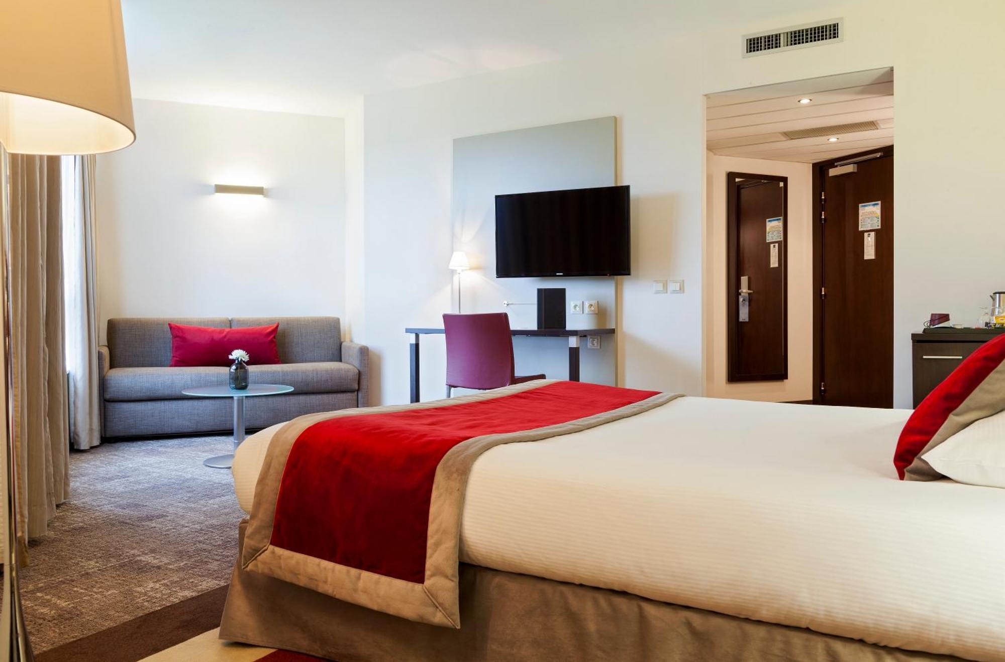 Premium King Room with Lake View,970816051:JPEG