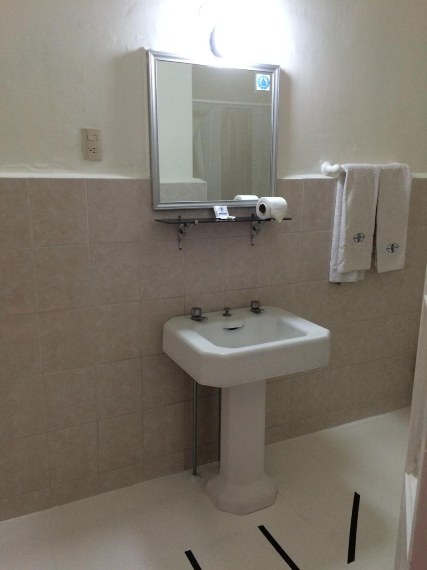 Comfort Quadruple Room,693536421:JPEG