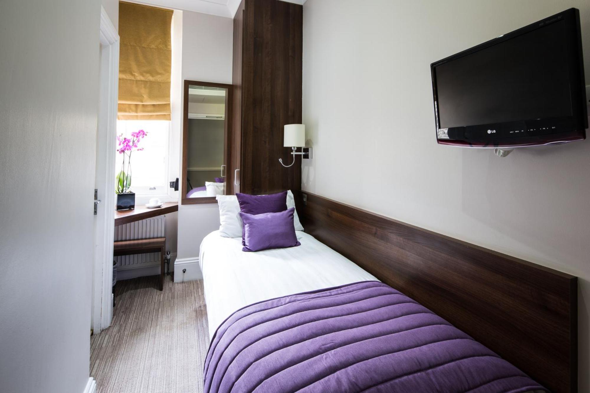Small Single Room,1274096176:JPEG