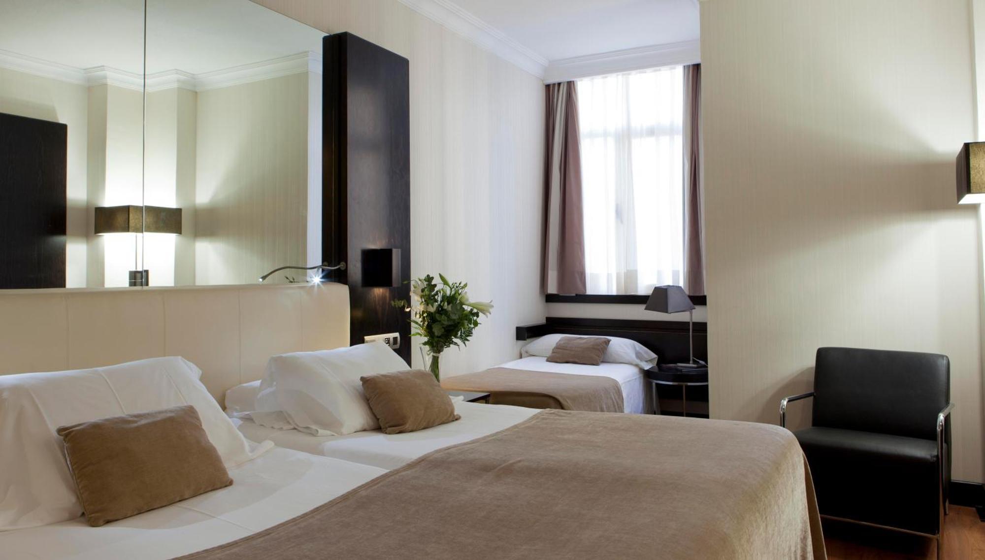 Triple Room (3 Adults),1498635439:JPEG