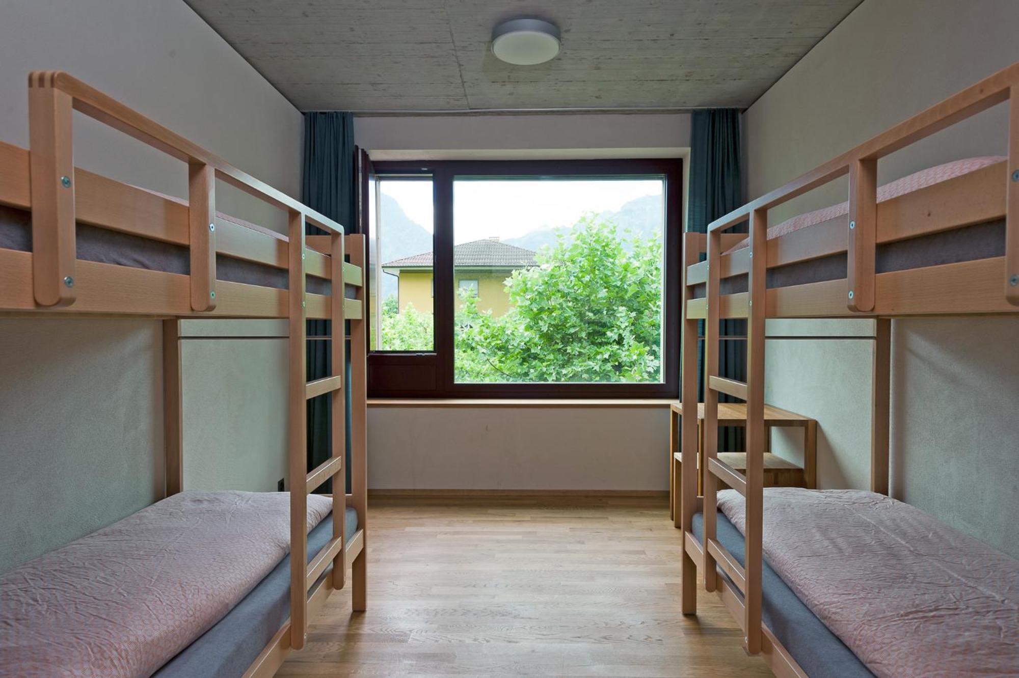 Chambre Quadruple avec Salle de Bains Commune