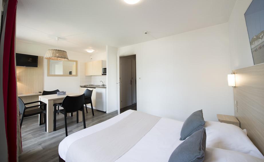 Studio Twin Beds