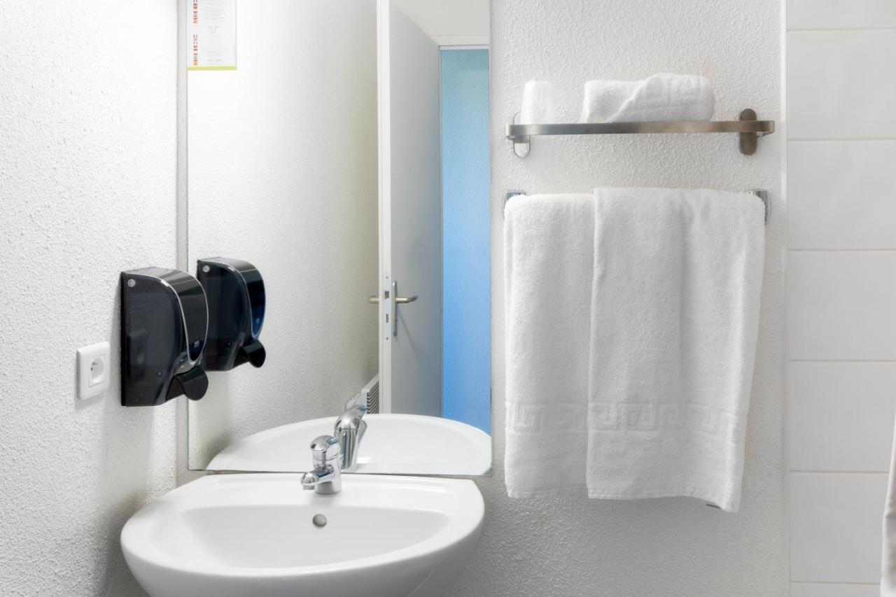 Chambre Double Non-Climatisée