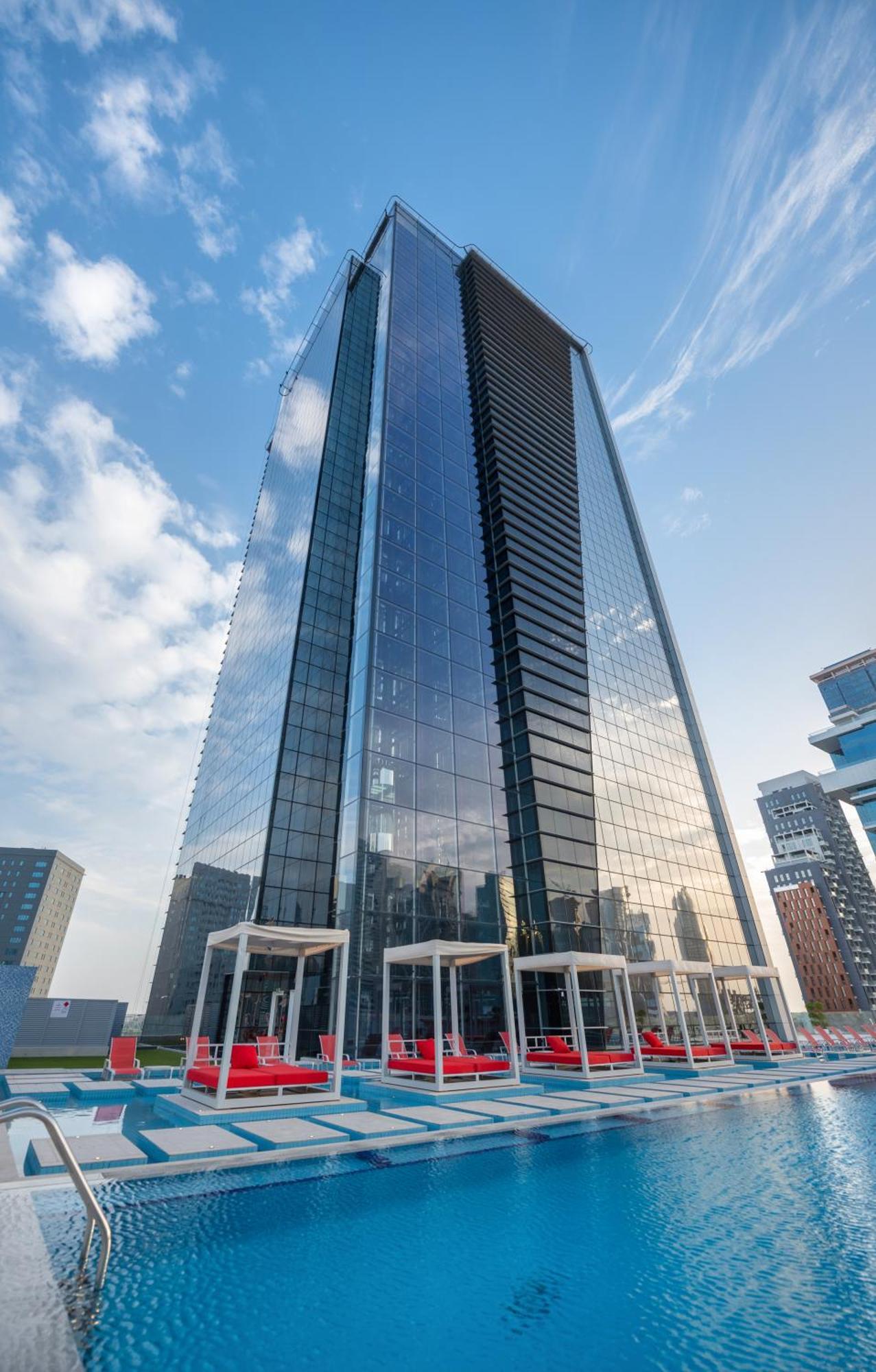 Chambre Deluxe avec Accès Gratuit à la Plage Privée de l'Hôtel sur l’Île de Palm Jumeirah - Vue Partielle sur Canal