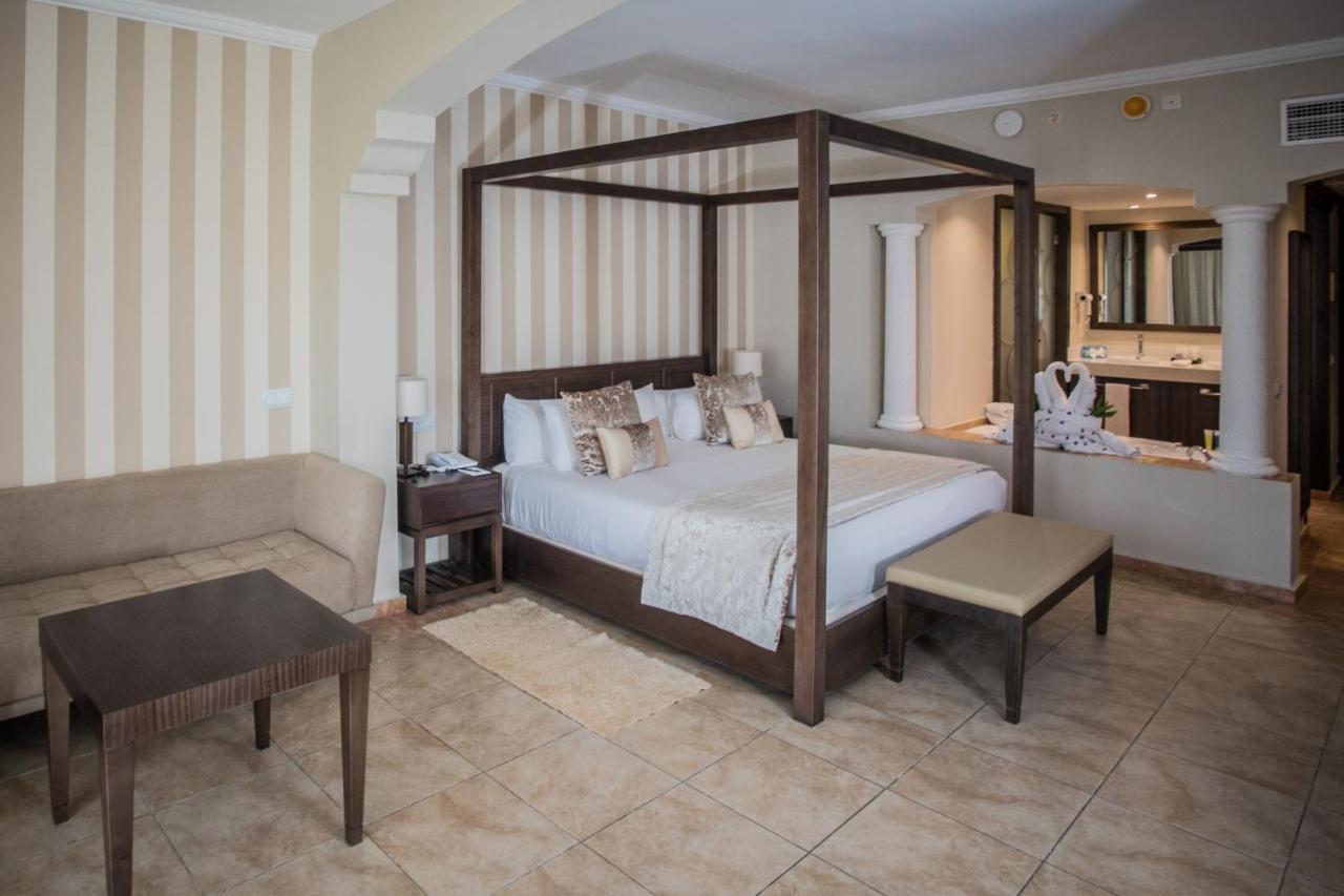 Suite Junior Colonial Club avec Connexion Wi-Fi Gratuite - Réservée aux Adultes - Vue sur Océan