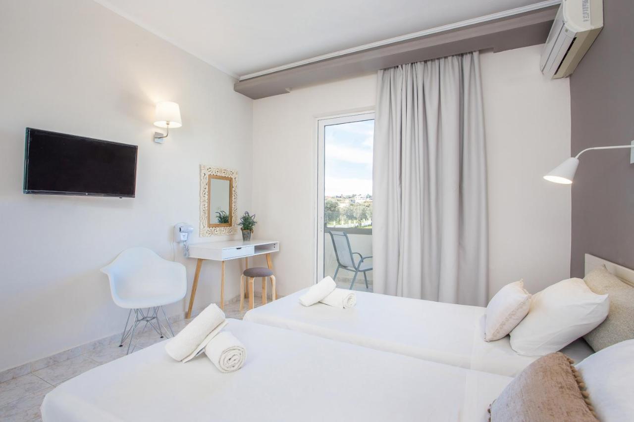 Double Room,1739432662:JPEG