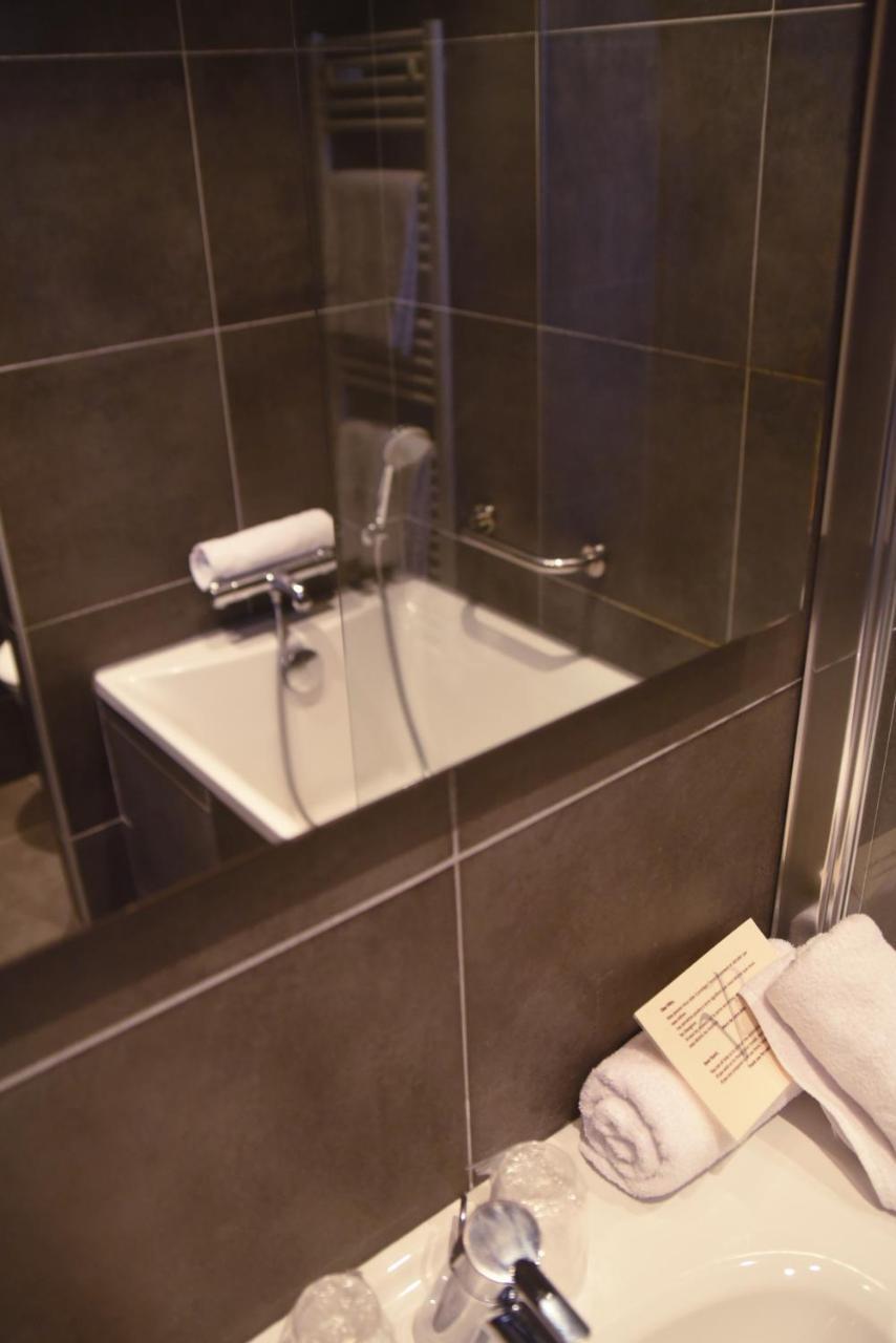 Double Room with Courtyard View,752733833:JPEG