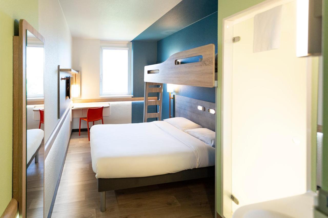 Triple Room a Double Bed a Bunk Bed
