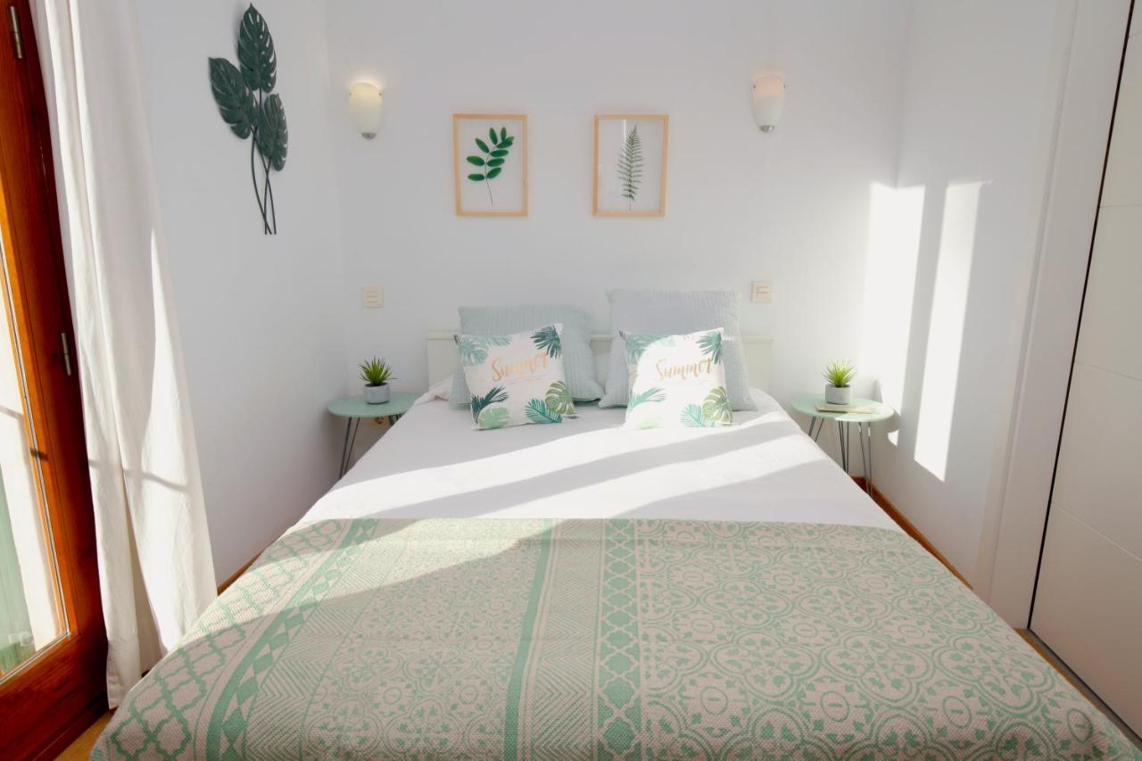Studio Apartment Balcony