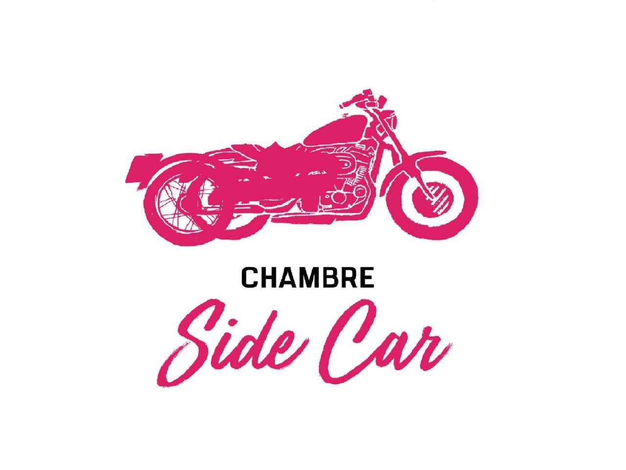 Chambre Lits Jumeaux Side-Car avec Salle de Bains Commune