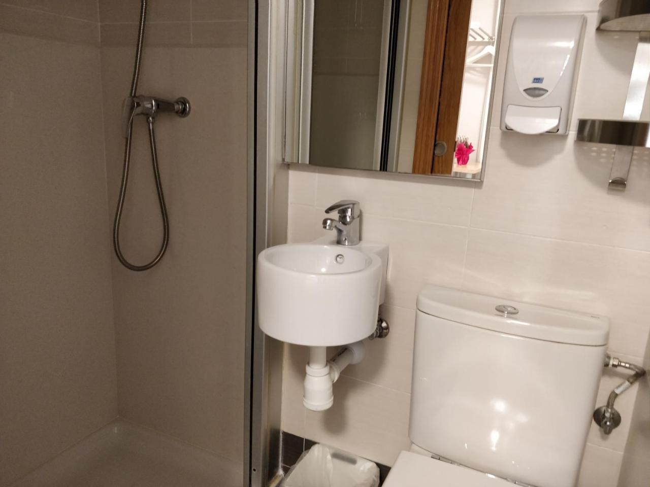 Chambre Simple avec Salle de Bains Privative