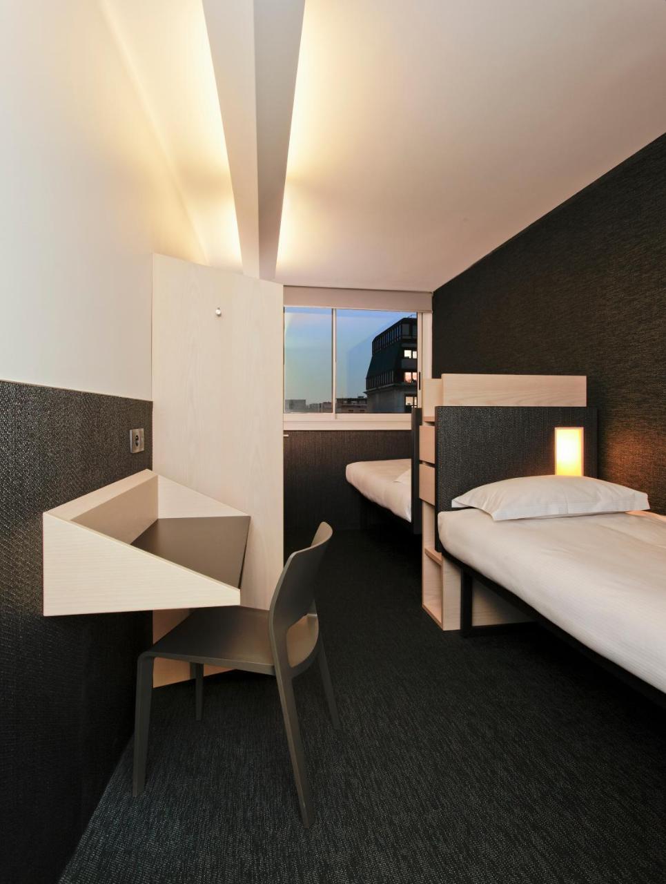 Single Room,768095422:JPEG
