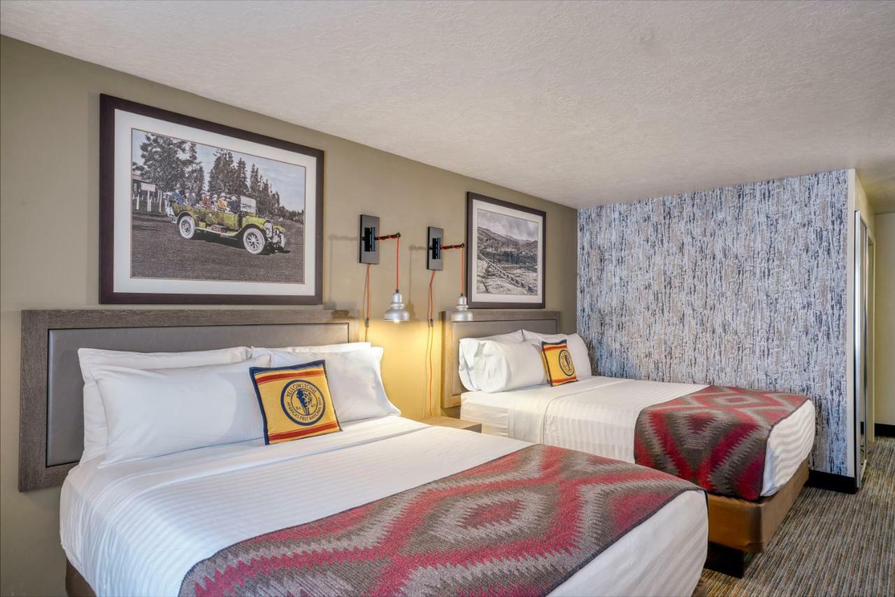 Deluxe Queen Room Two Queen Beds