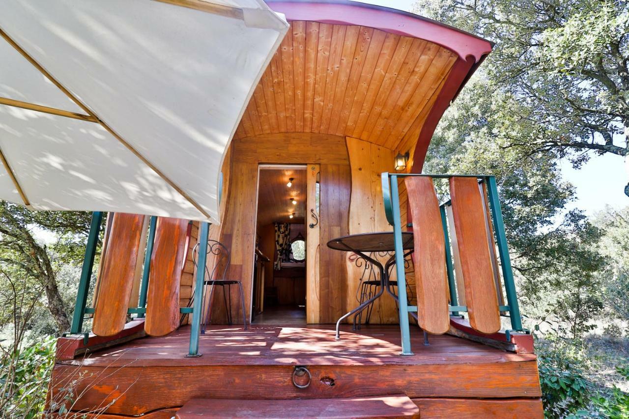 Wooden Caravan,786107199:JPEG