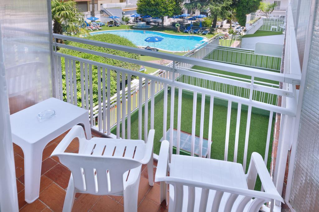 Appartement avec Balcon (2-4 Adultes) - Vue sur Piscine