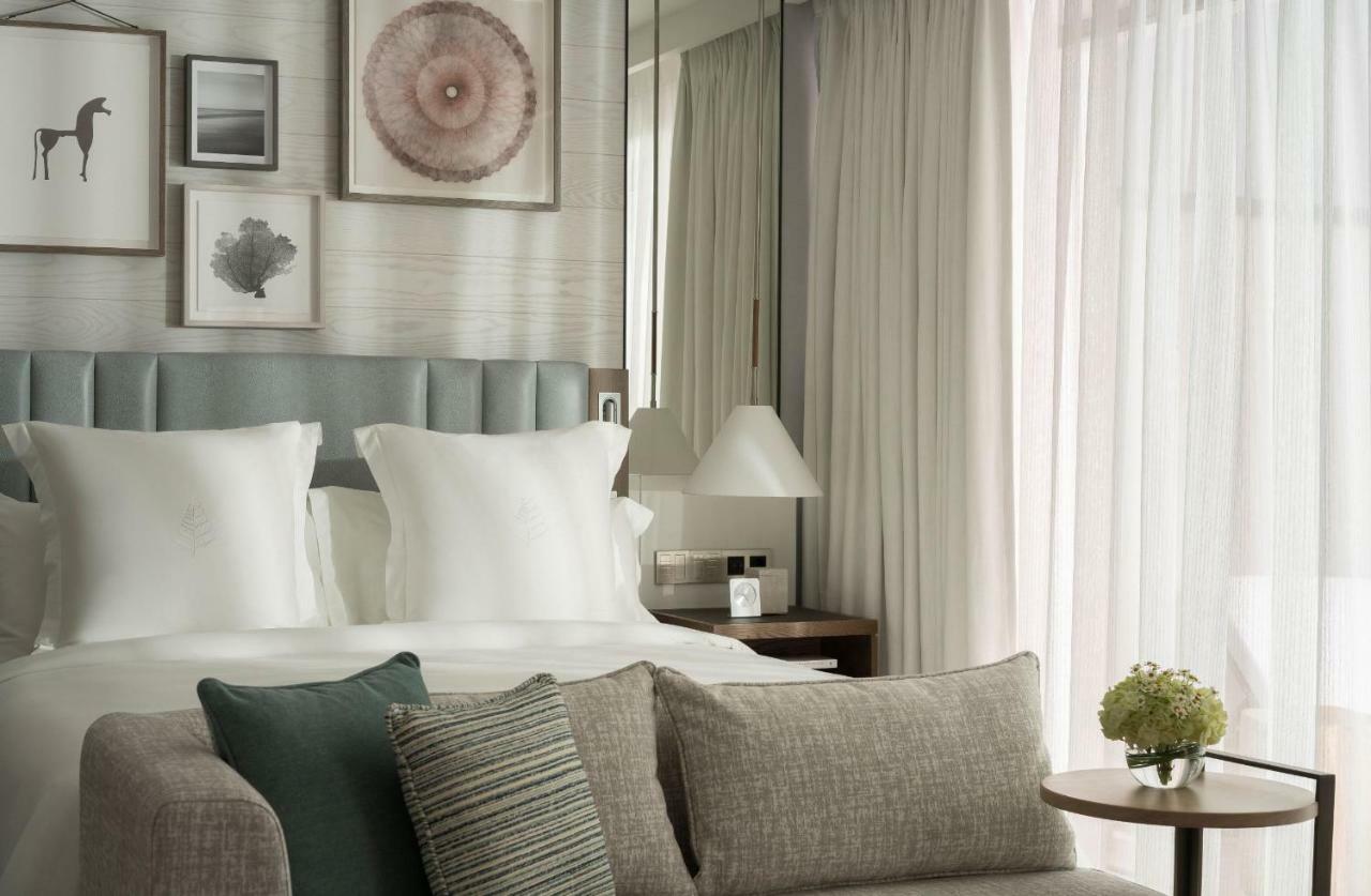 King Room Arion Pine View