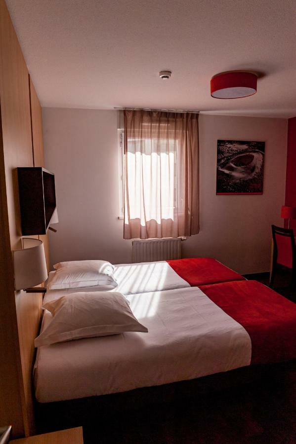 Studio Twin,832065134:JPEG