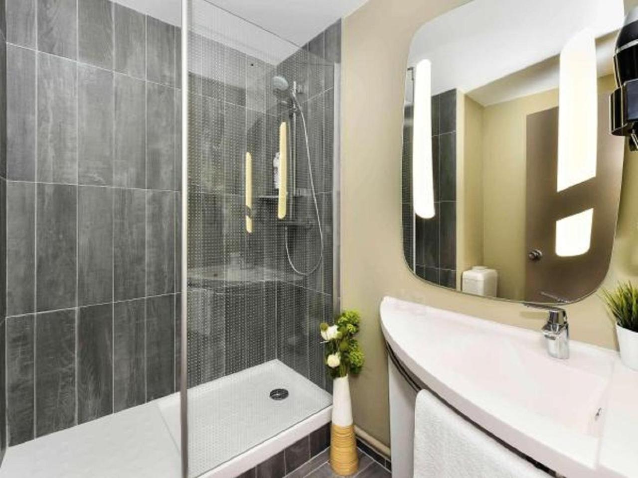 Standard Double Room,843163997:JPEG