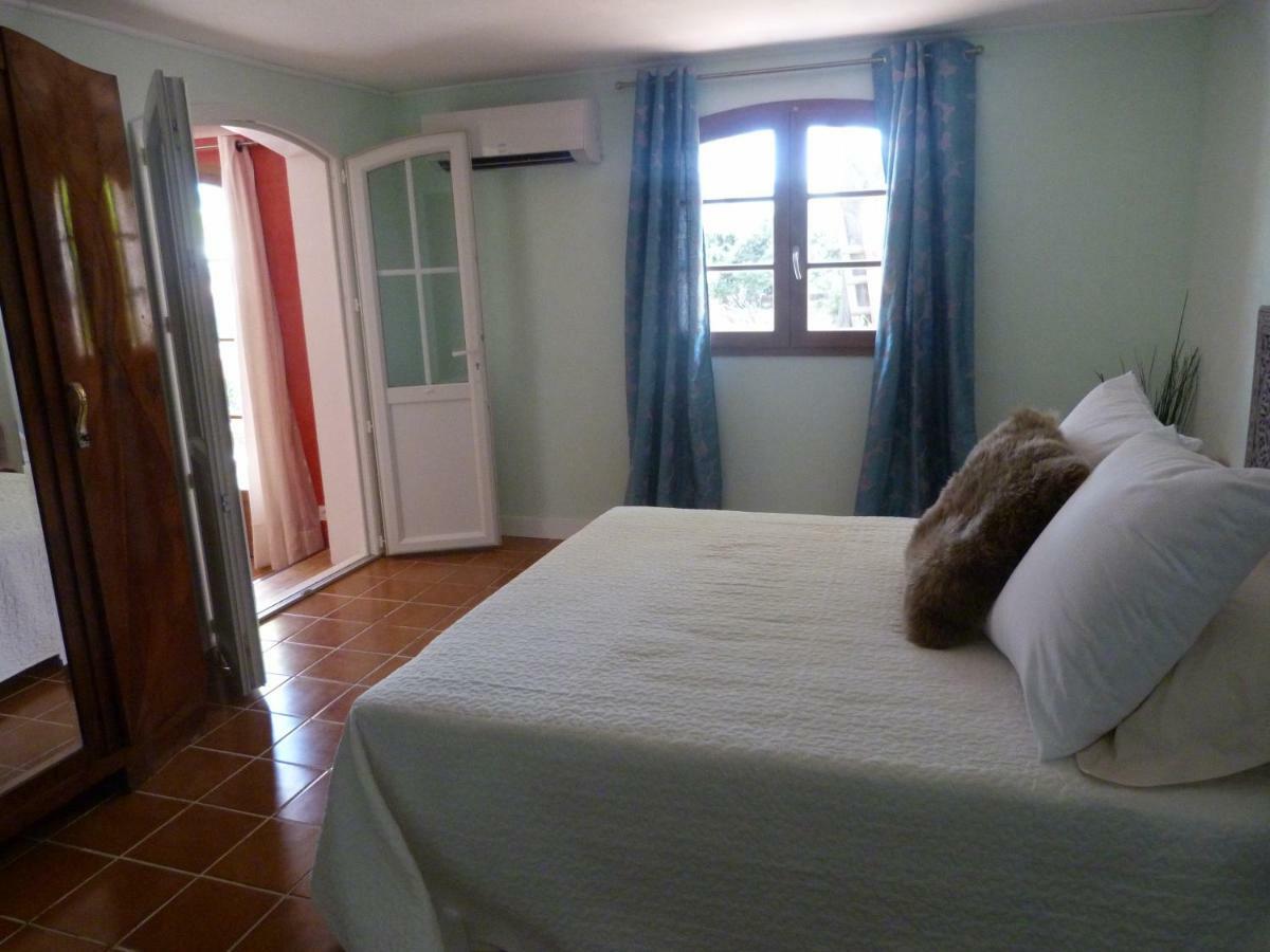 Chambre Triple avec Salle de Bains Privative