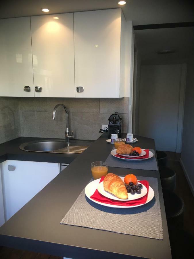 Apartment,857928179:JPEG