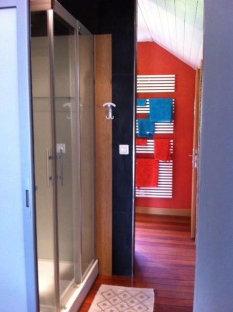 Two-Bedroom House,882936775:JPEG