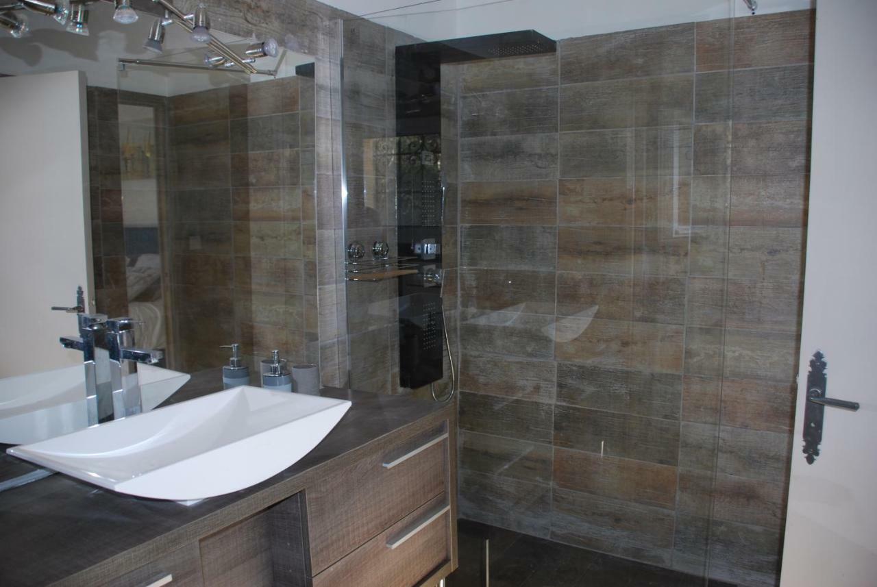 Standard Double Room,873321890:JPEG