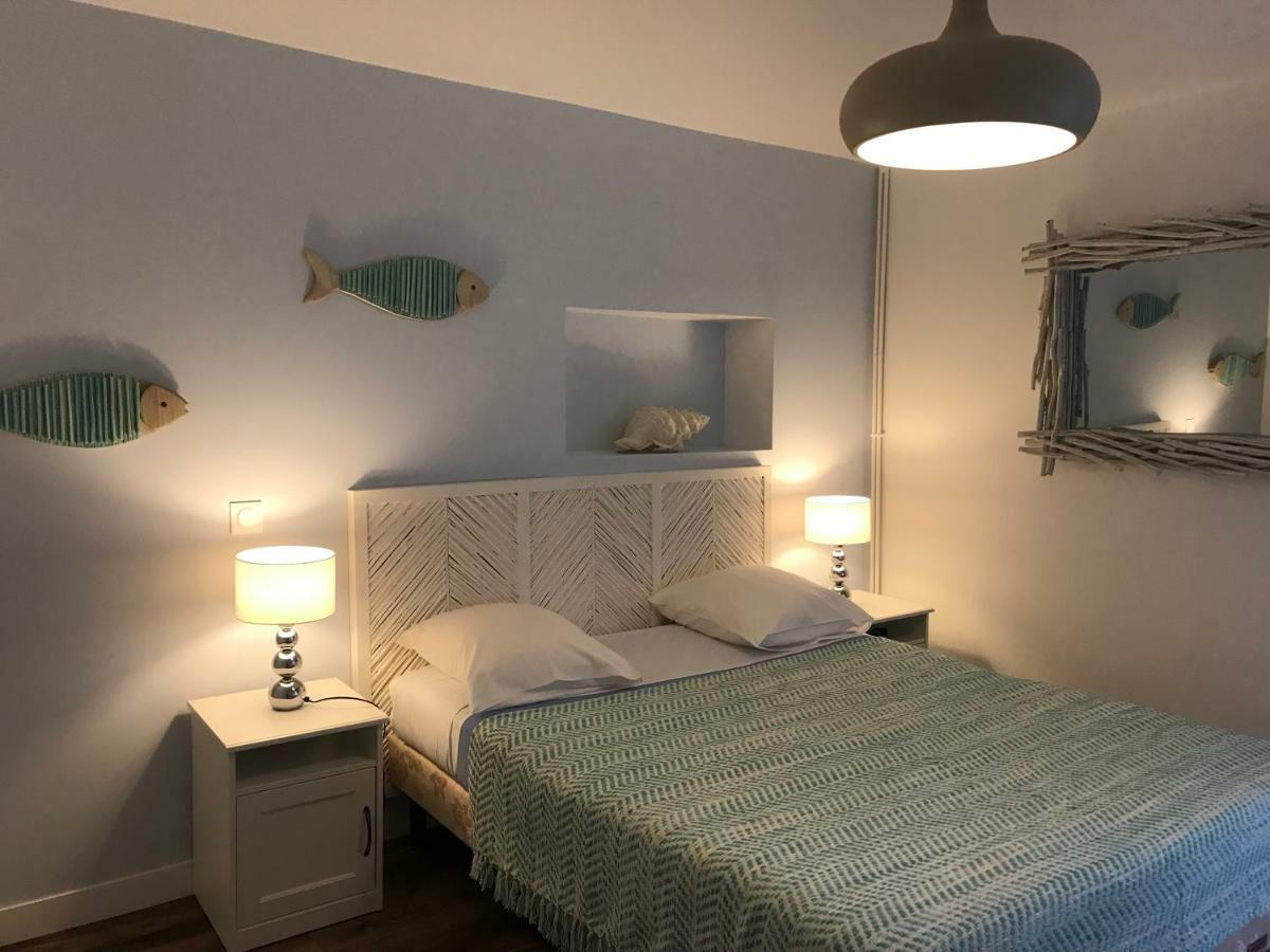 Double Room,902031481:JPEG