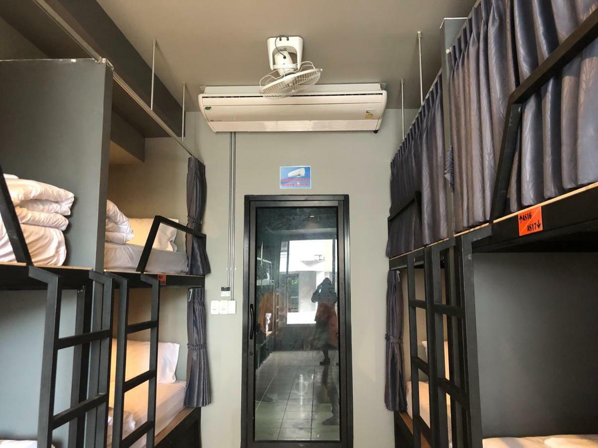 Bed 12-Bed Male Dormitory Room,1584434688:JPEG