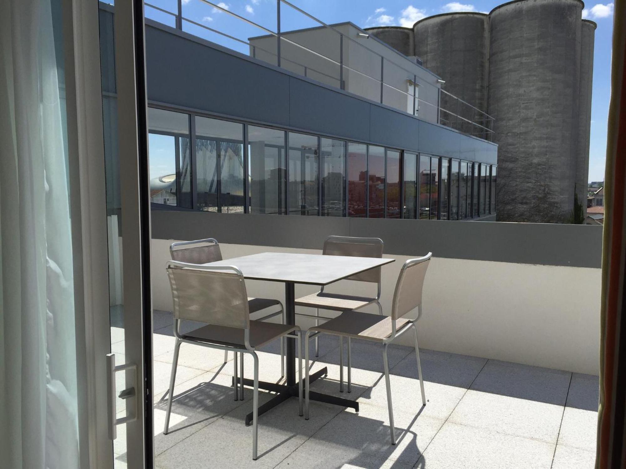 Suite with Terrace,925305184:JPEG