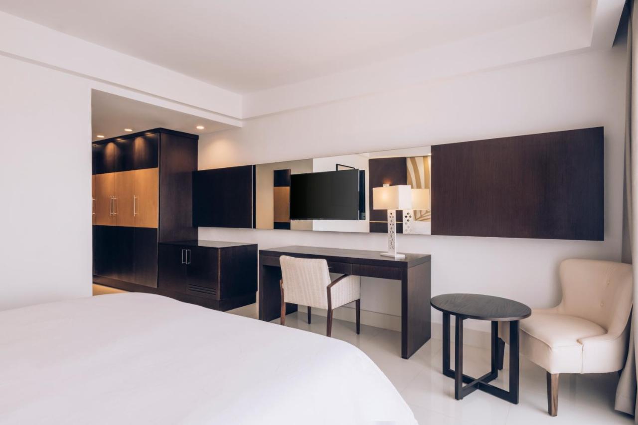 Chambre Double ou Lits Jumeaux - Vue Partielle sur Mer