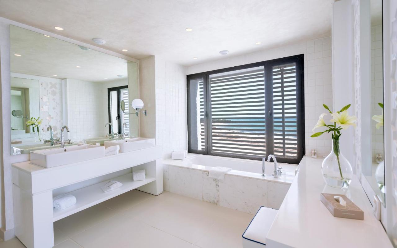 Suite Légende avec Piscine Privée - 3ème Étage