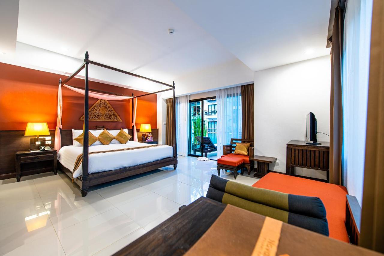 Grand Deluxe Double Room Pool Access
