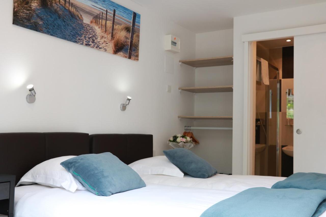 Chambre Lits Jumeaux avec Salle de Bains