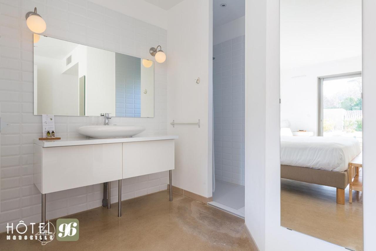 Deluxe Double Room,969883312:JPEG
