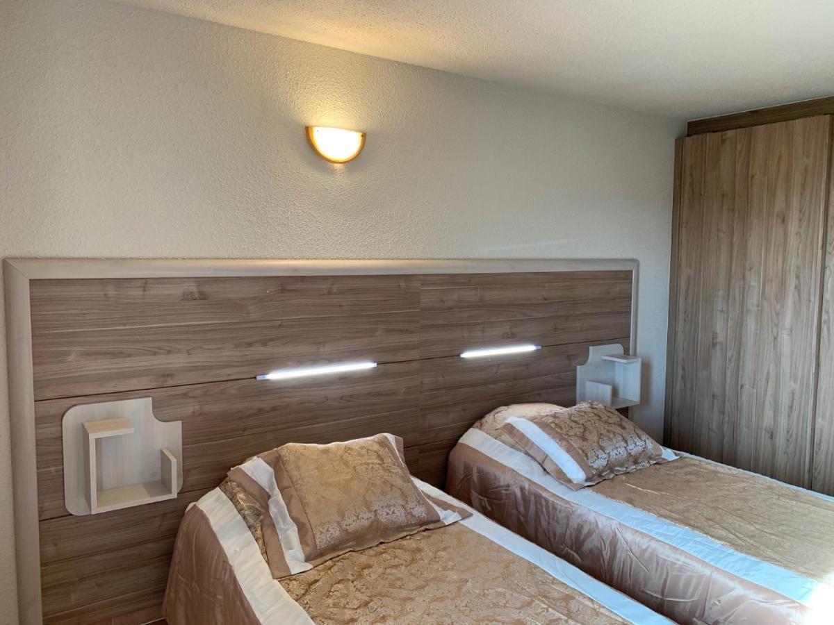 Duplex Apartment,970377949:JPEG
