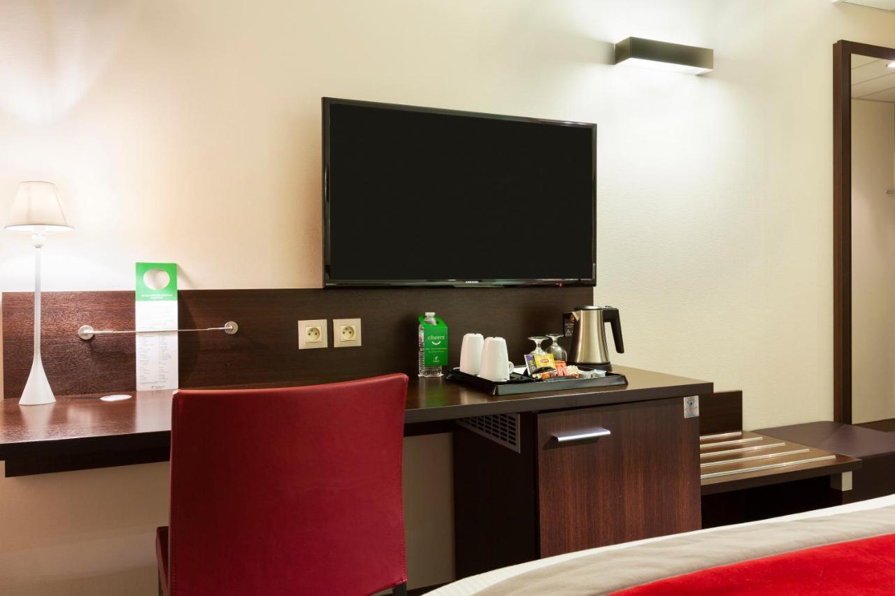 Premium Queen Room with Lake View,970816558:JPEG
