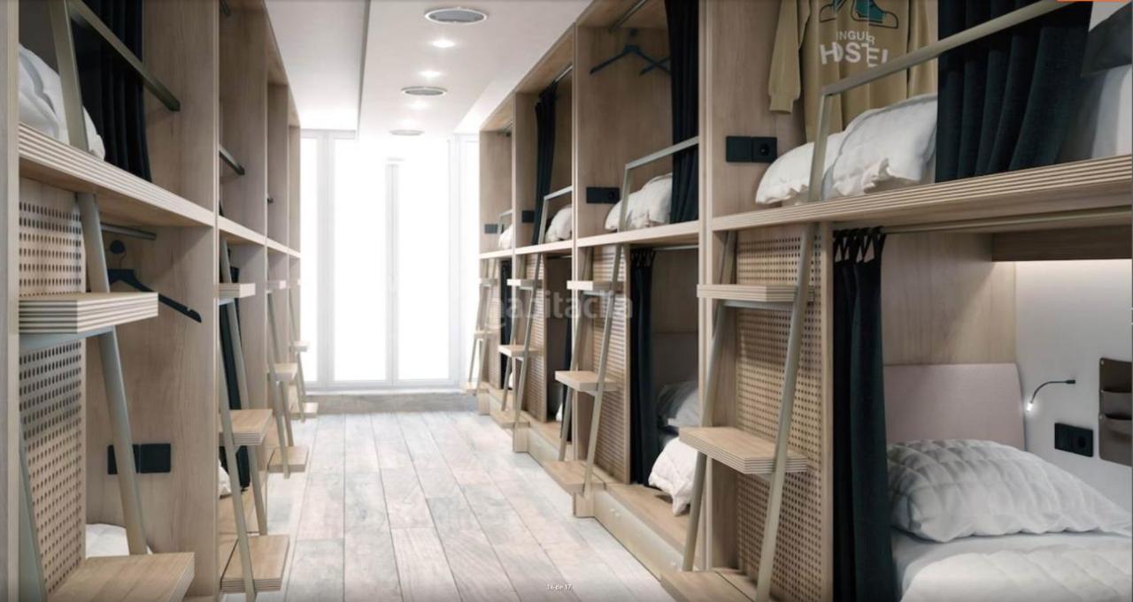 Bed in 25- Bed Mixed Dormitory Room,997940460:JPEG